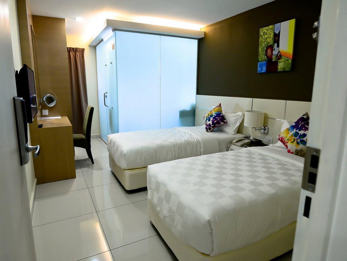 Hotel Mornington Bukit Permata Lumut Luaran gambar