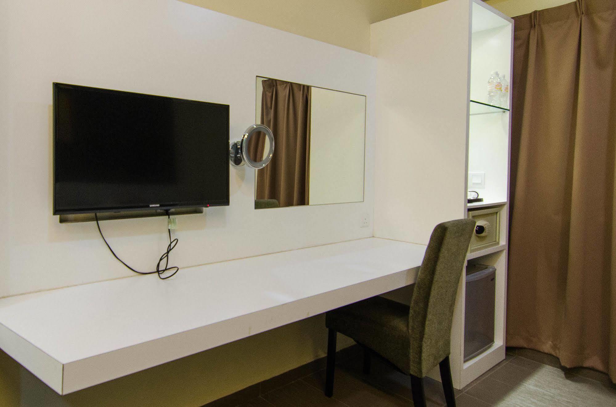Hotel Mornington Bukit Permata Lumut Luaran gambar