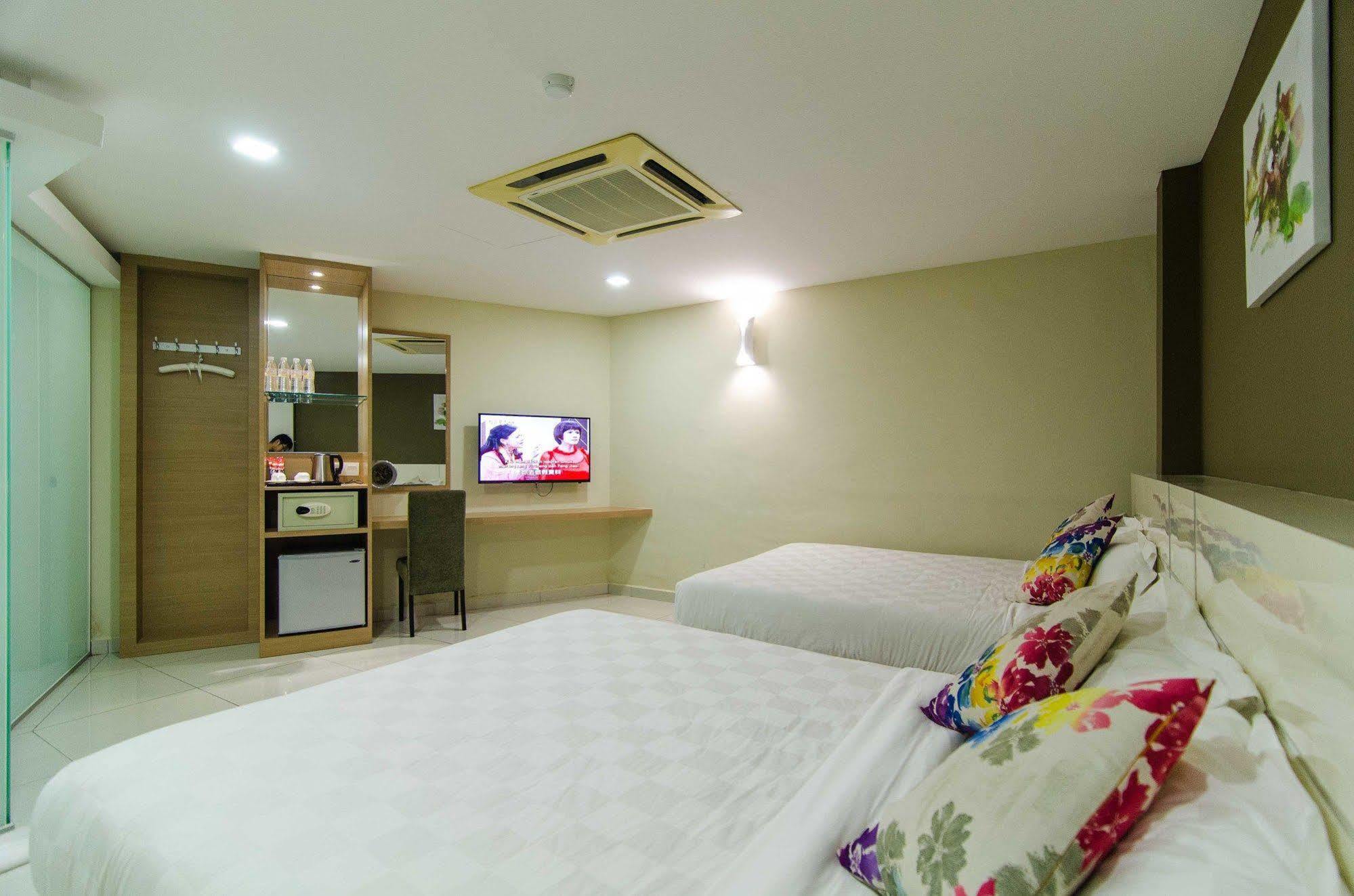 Hotel Mornington Bukit Permata Lumut Luaran gambar