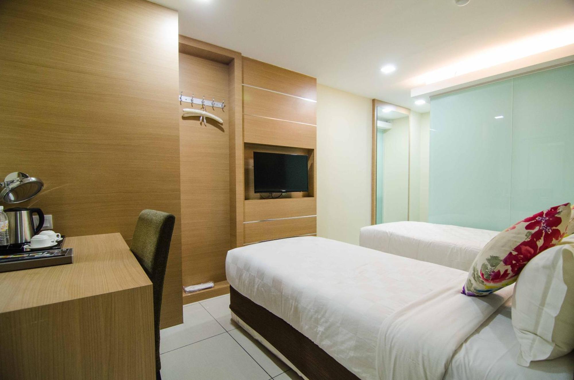 Hotel Mornington Bukit Permata Lumut Luaran gambar