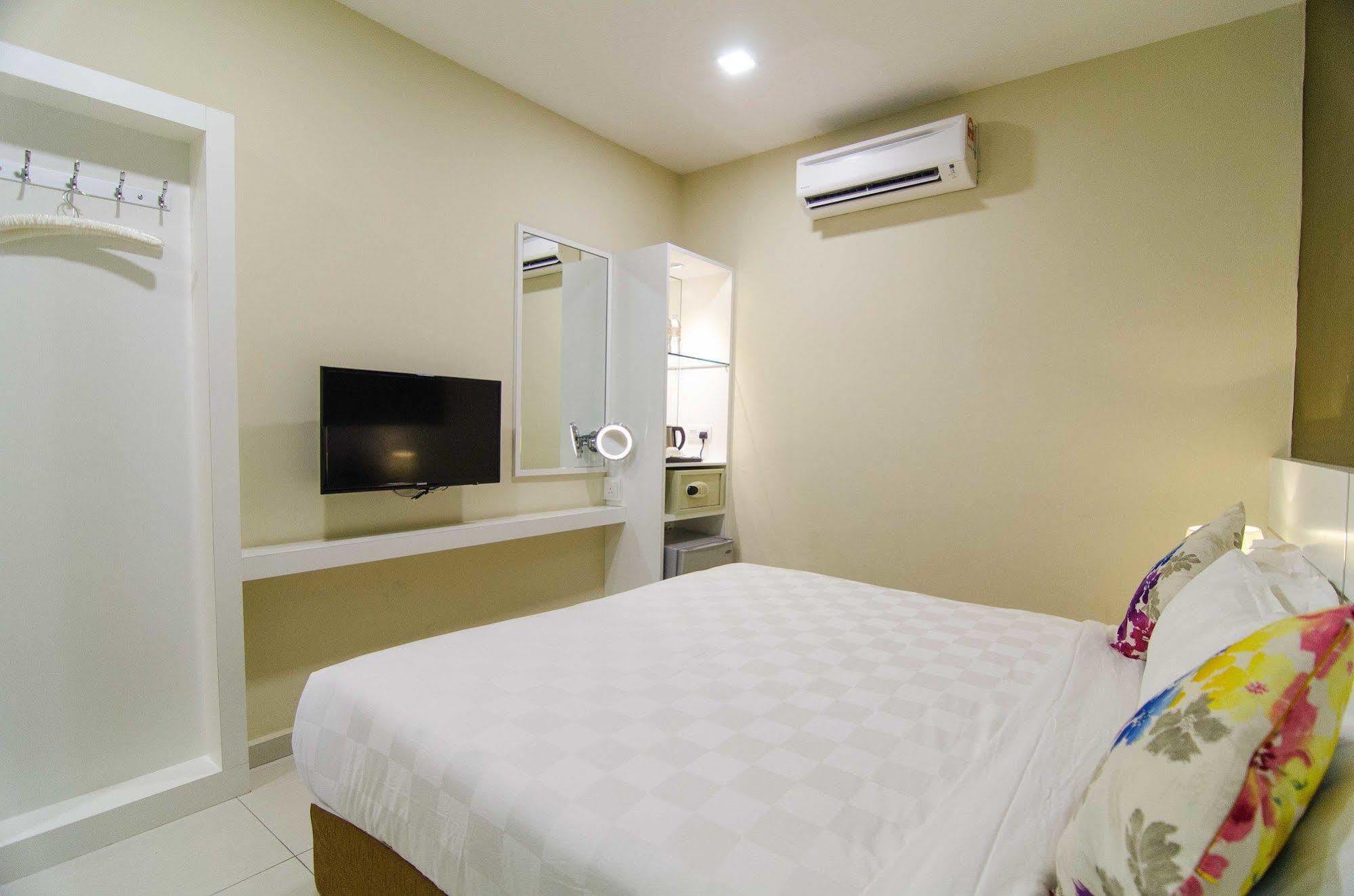 Hotel Mornington Bukit Permata Lumut Luaran gambar
