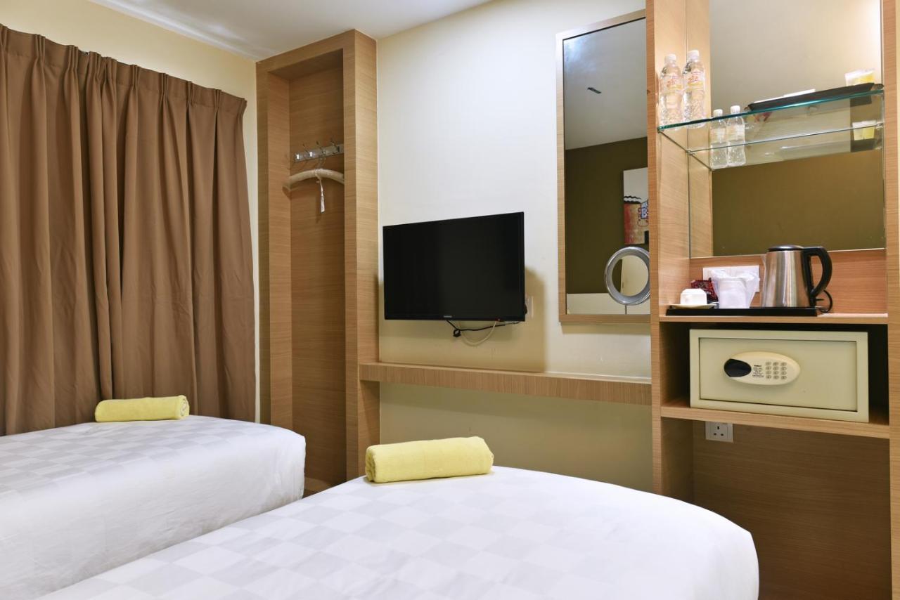 Hotel Mornington Bukit Permata Lumut Luaran gambar